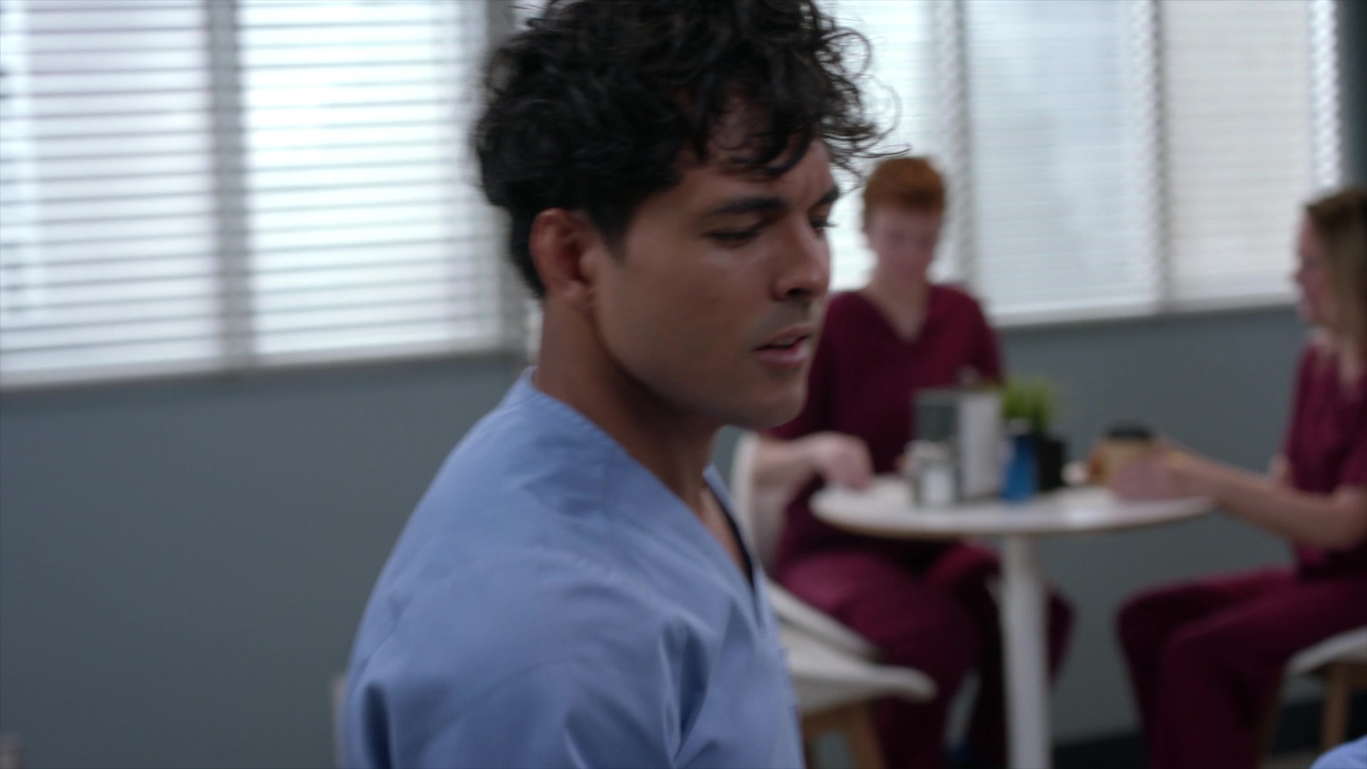 Greys_Anatomy_S19E10_0693.jpg