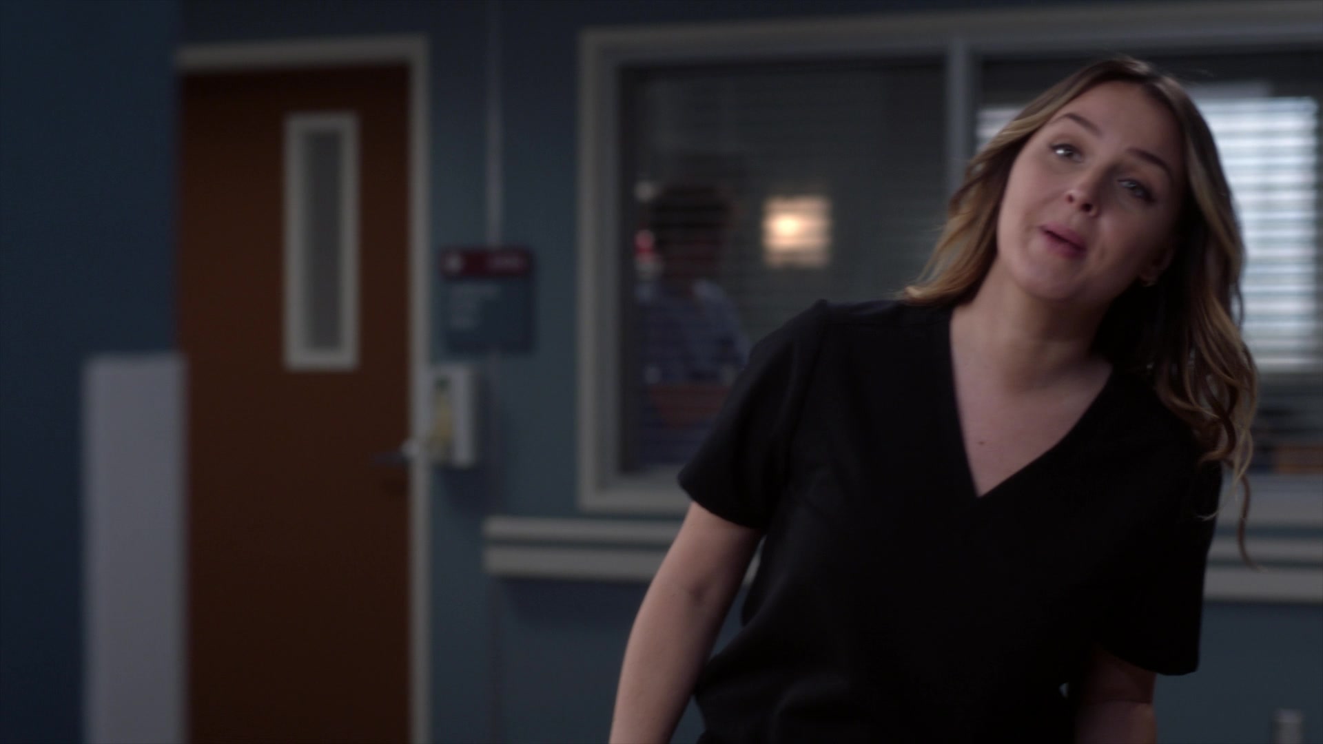 Greys_Anatomy_S19E10_0904.jpg