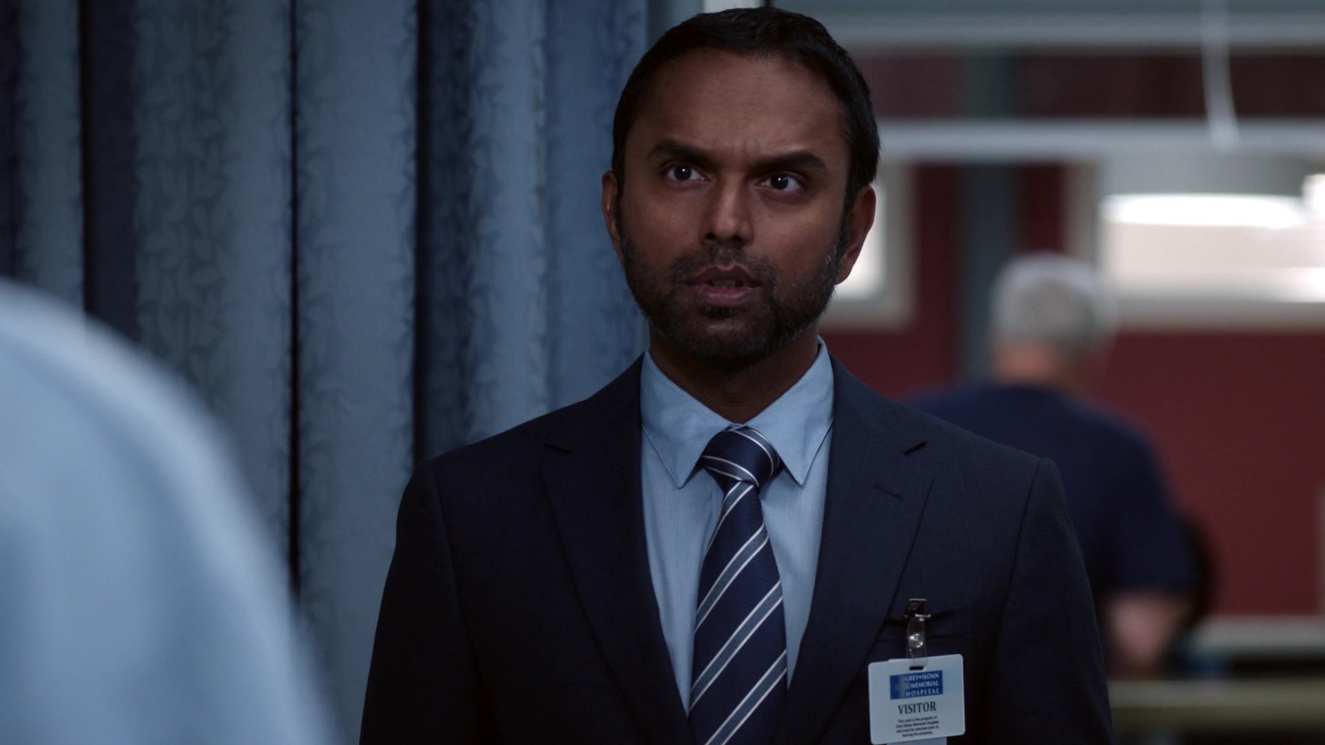 Greys_Anatomy_S19E10_1118.jpg