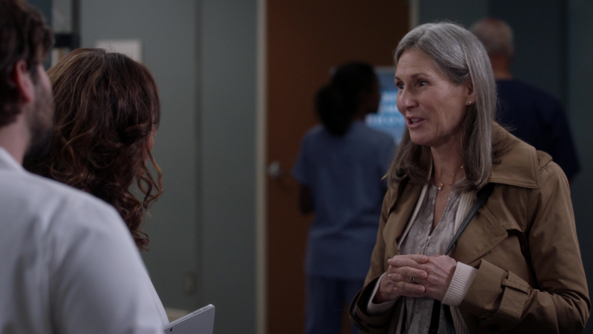 Greys_Anatomy_S19E10_1292.jpg