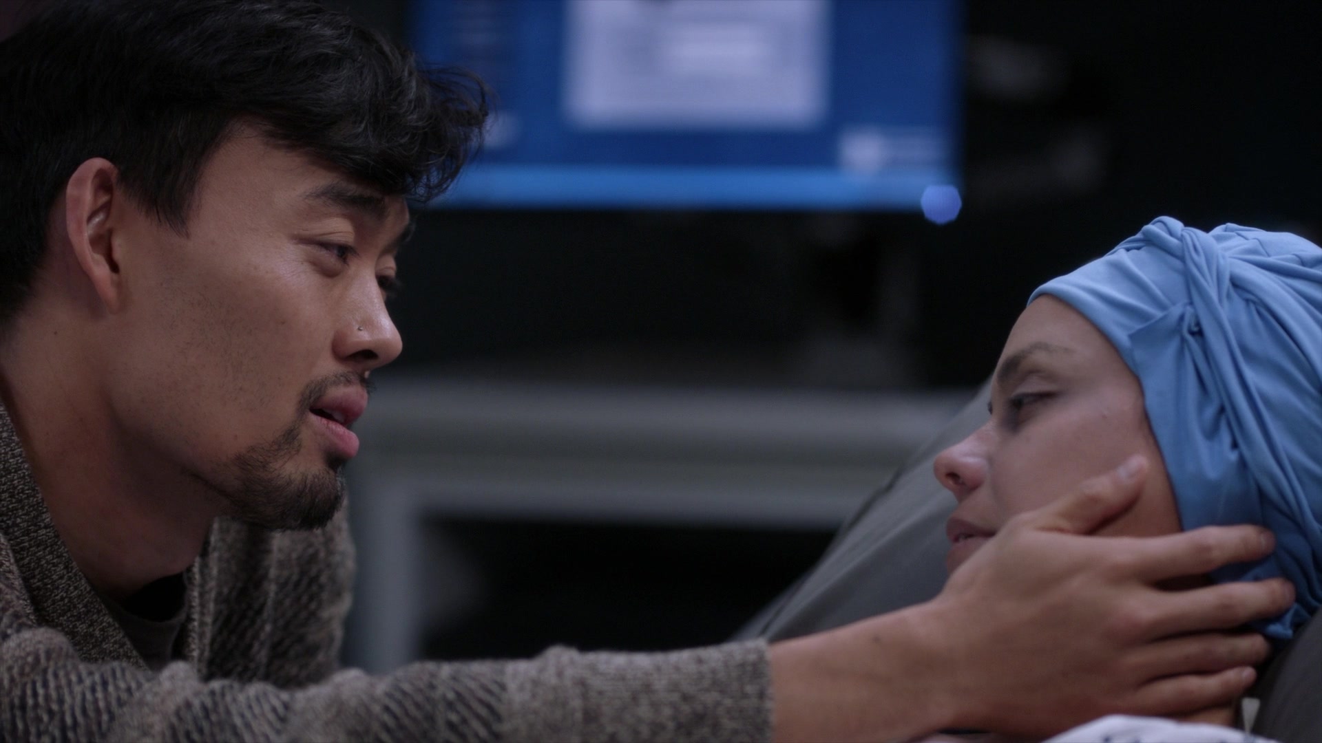 Greys_Anatomy_S19E10_1417.jpg