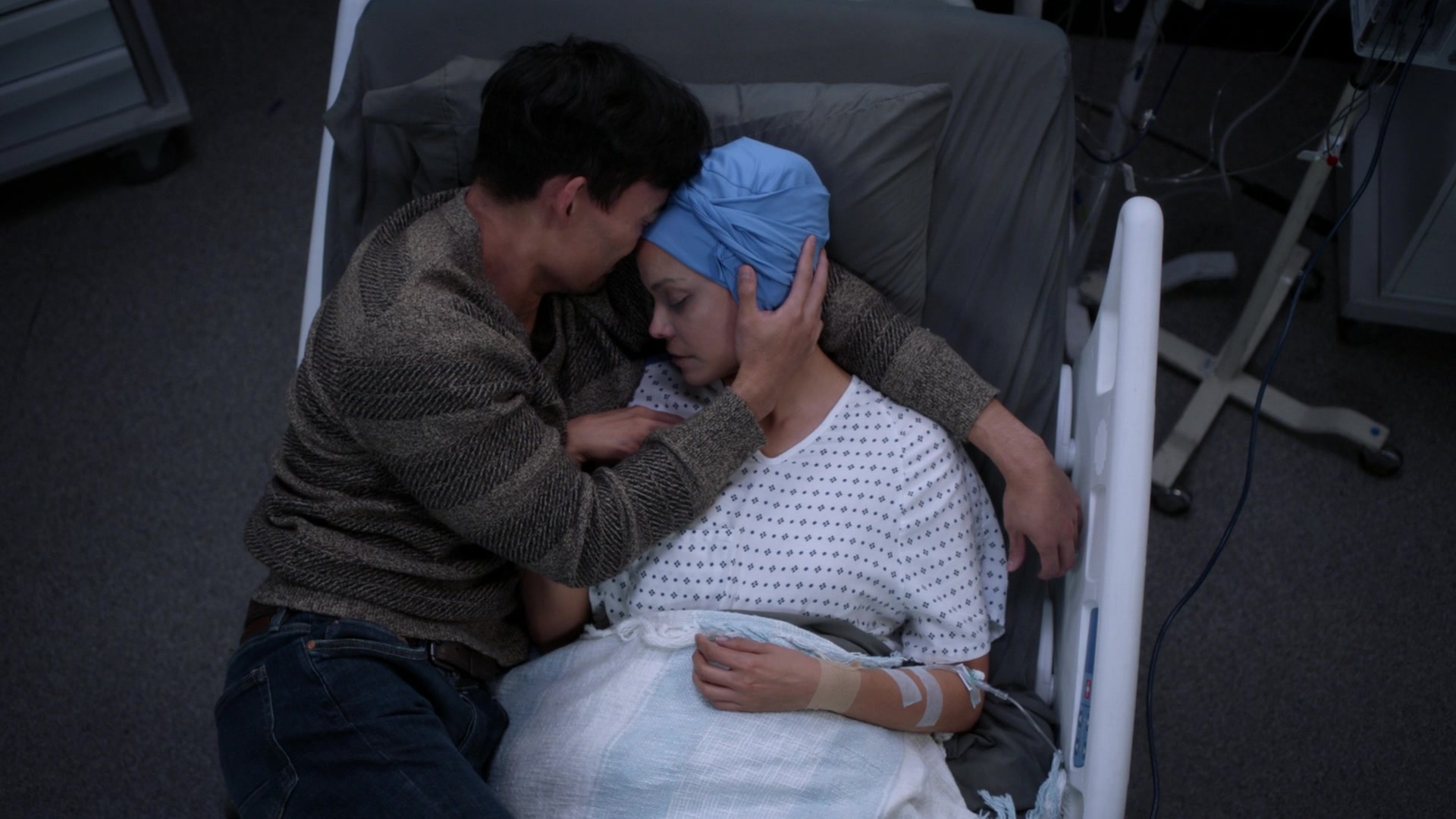 Greys_Anatomy_S19E10_1461.jpg