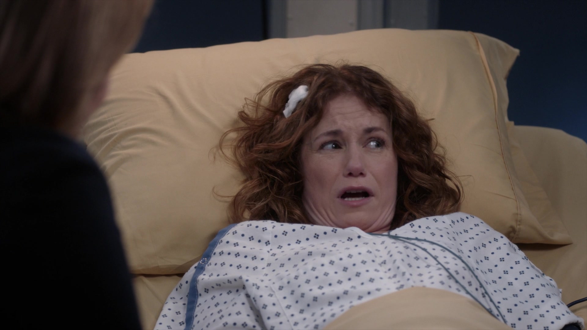 Greys_Anatomy_S19E10_1565.jpg