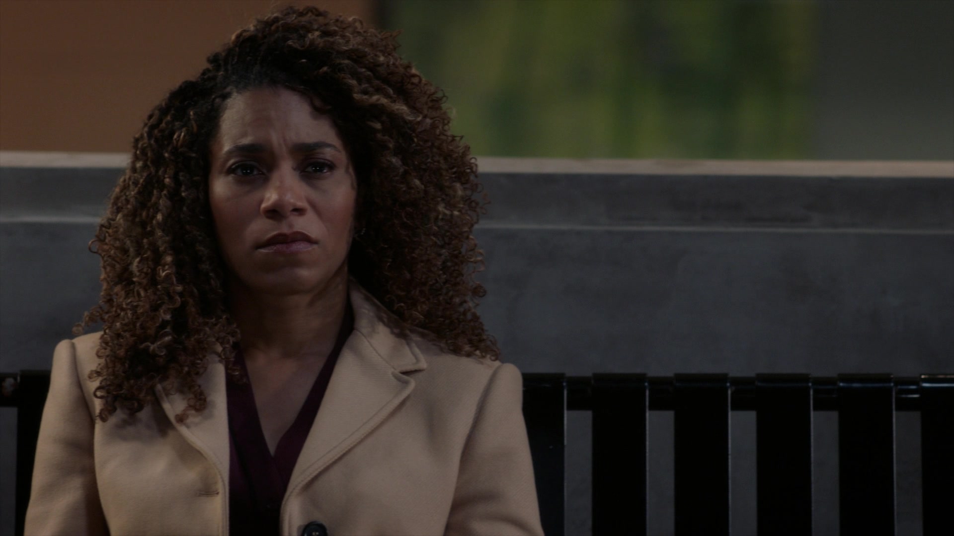 Greys_Anatomy_S19E10_1904.jpg