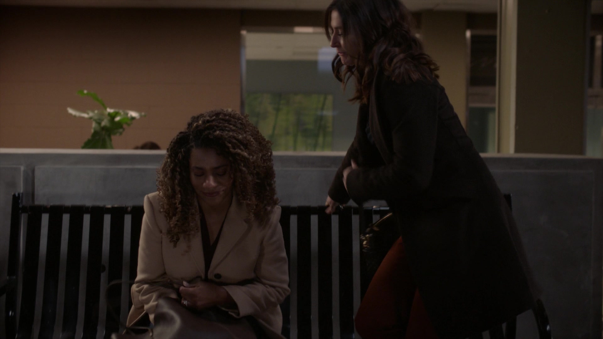 Greys_Anatomy_S19E10_1951.jpg