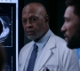 Greys_Anatomy_S19E10_0813.jpg