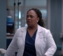 Greys_Anatomy_S19E10_1227.jpg