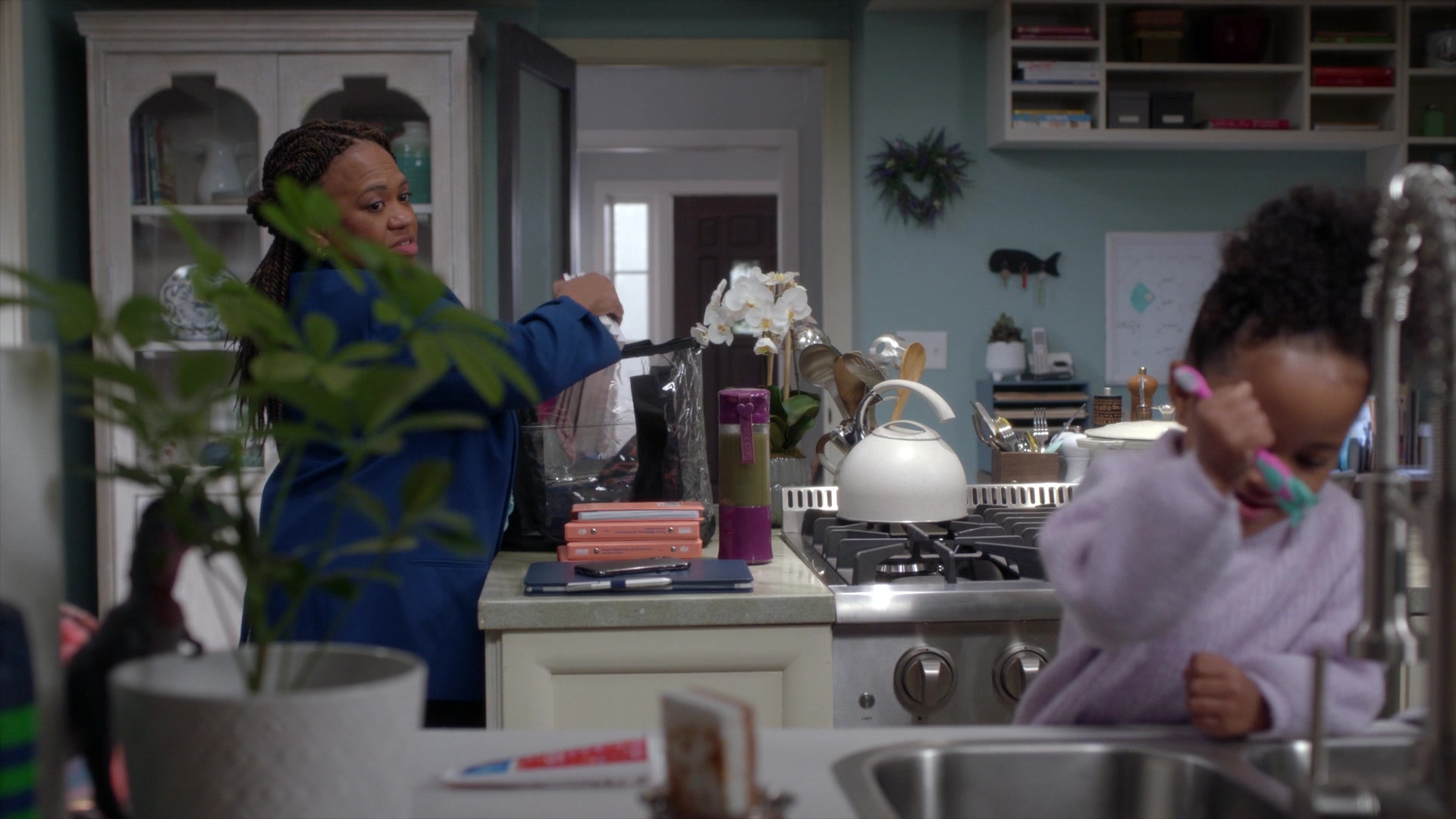 Greys_Anatomy_S19E11_0017.jpg