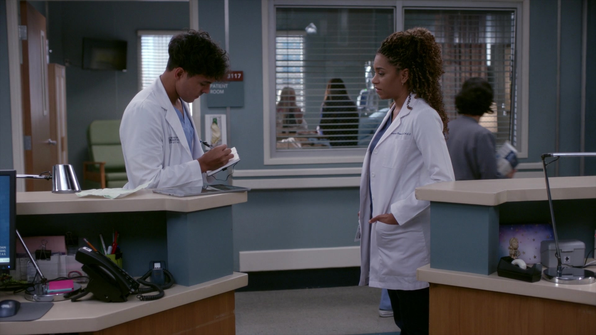 Greys_Anatomy_S19E11_0781.jpg