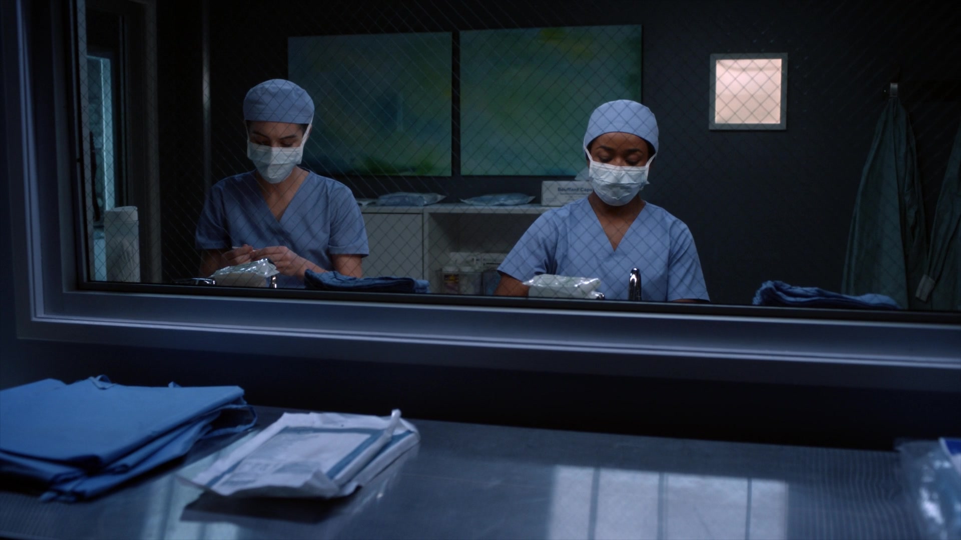 Greys_Anatomy_S19E11_0819.jpg