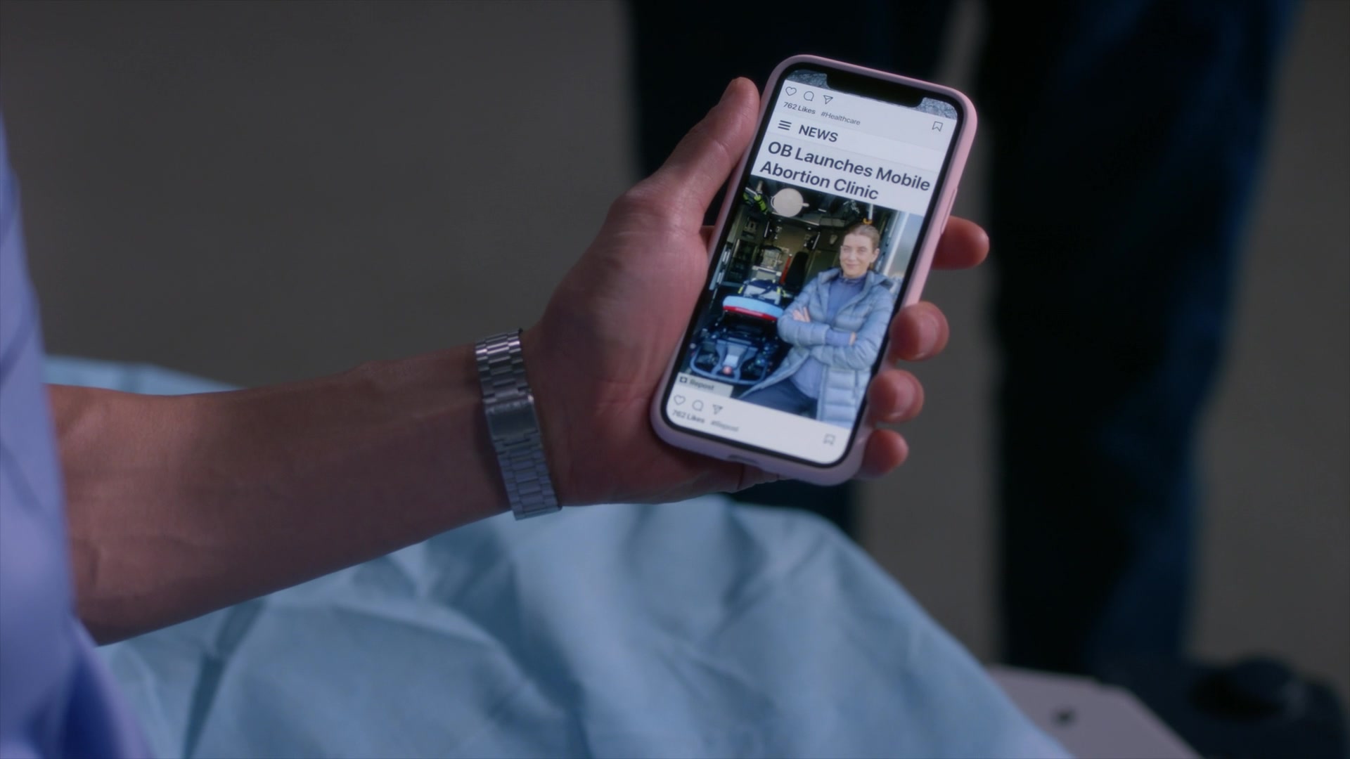 Greys_Anatomy_S19E11_0976.jpg