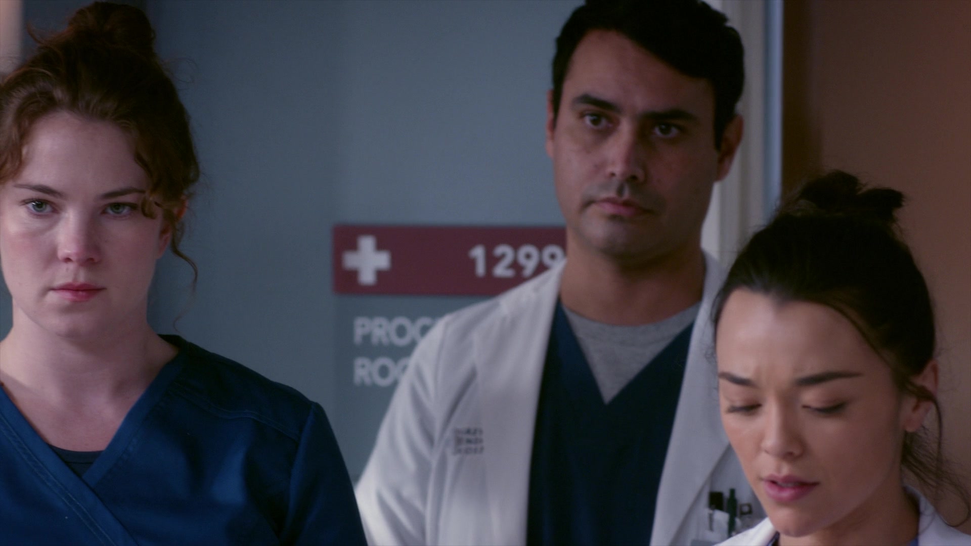 Greys_Anatomy_S19E11_1116.jpg