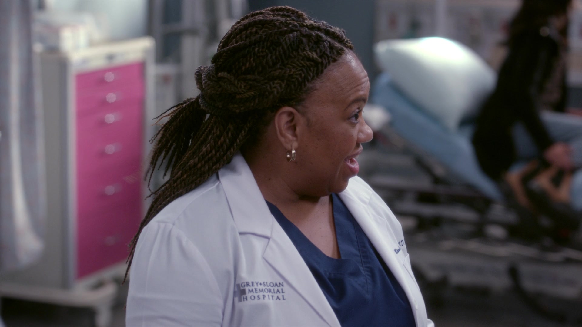 Greys_Anatomy_S19E11_1118.jpg