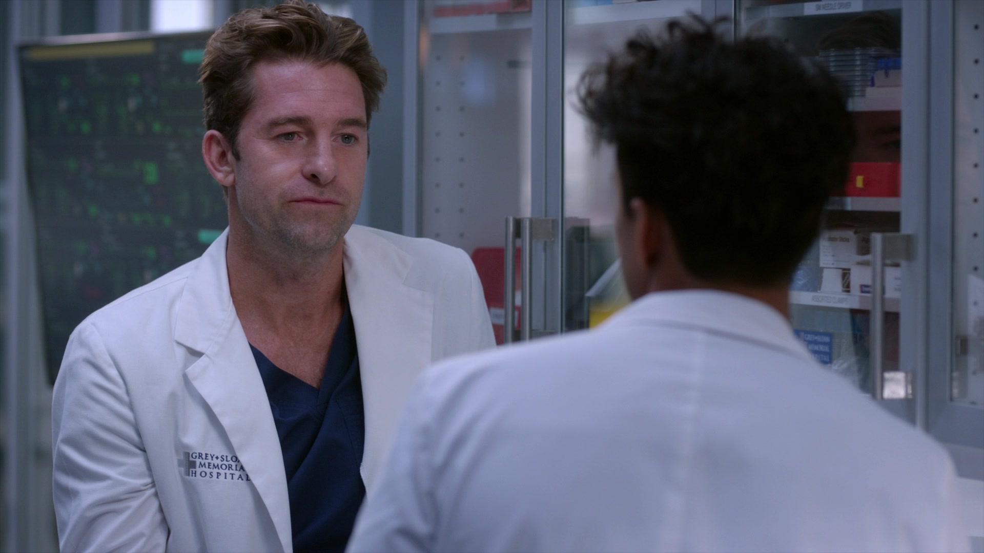 Greys_Anatomy_S19E11_1215.jpg