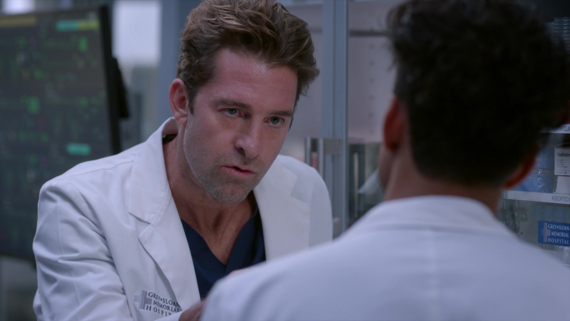 Greys_Anatomy_S19E11_1225.jpg