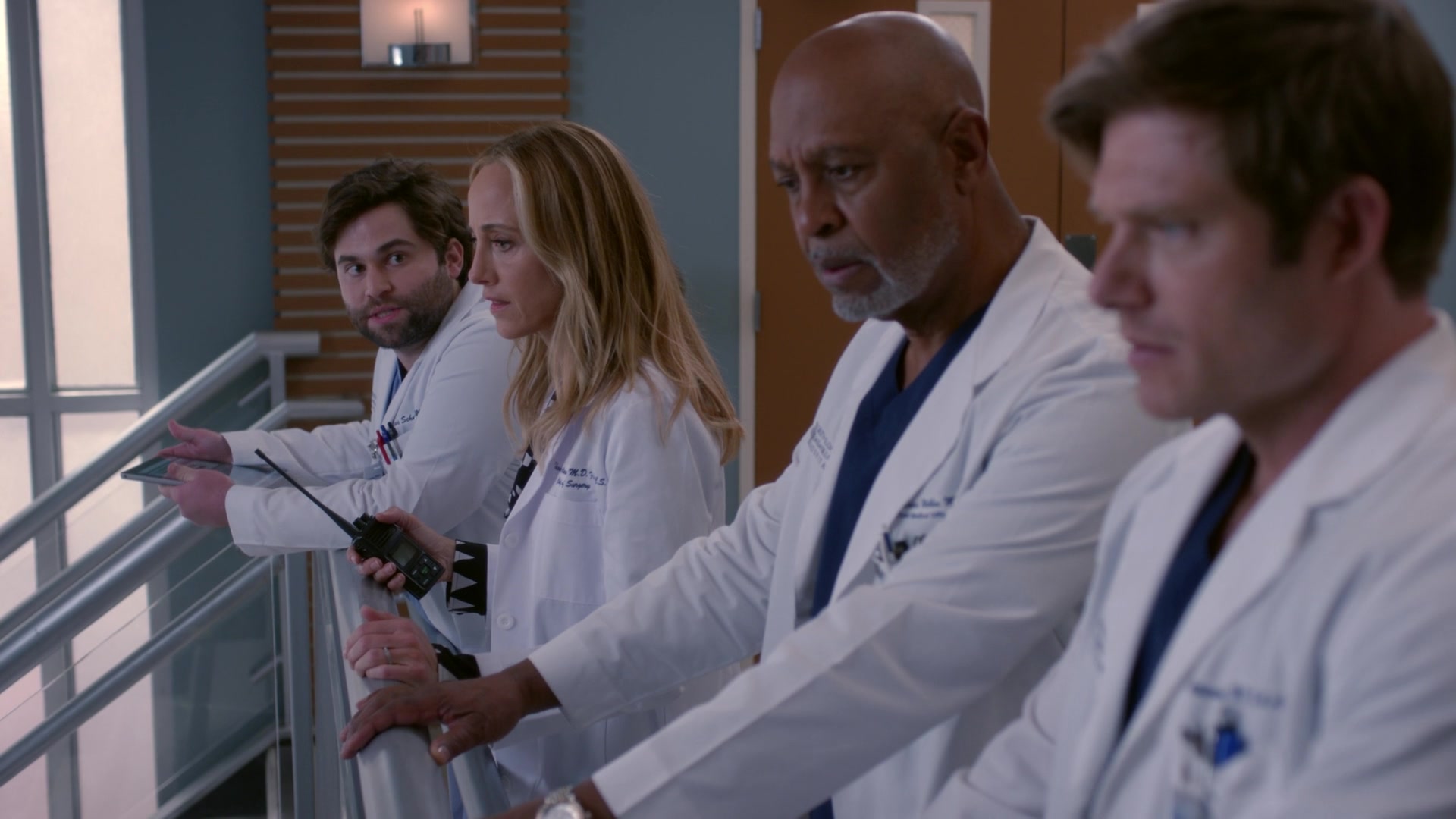 Greys_Anatomy_S19E11_1373.jpg