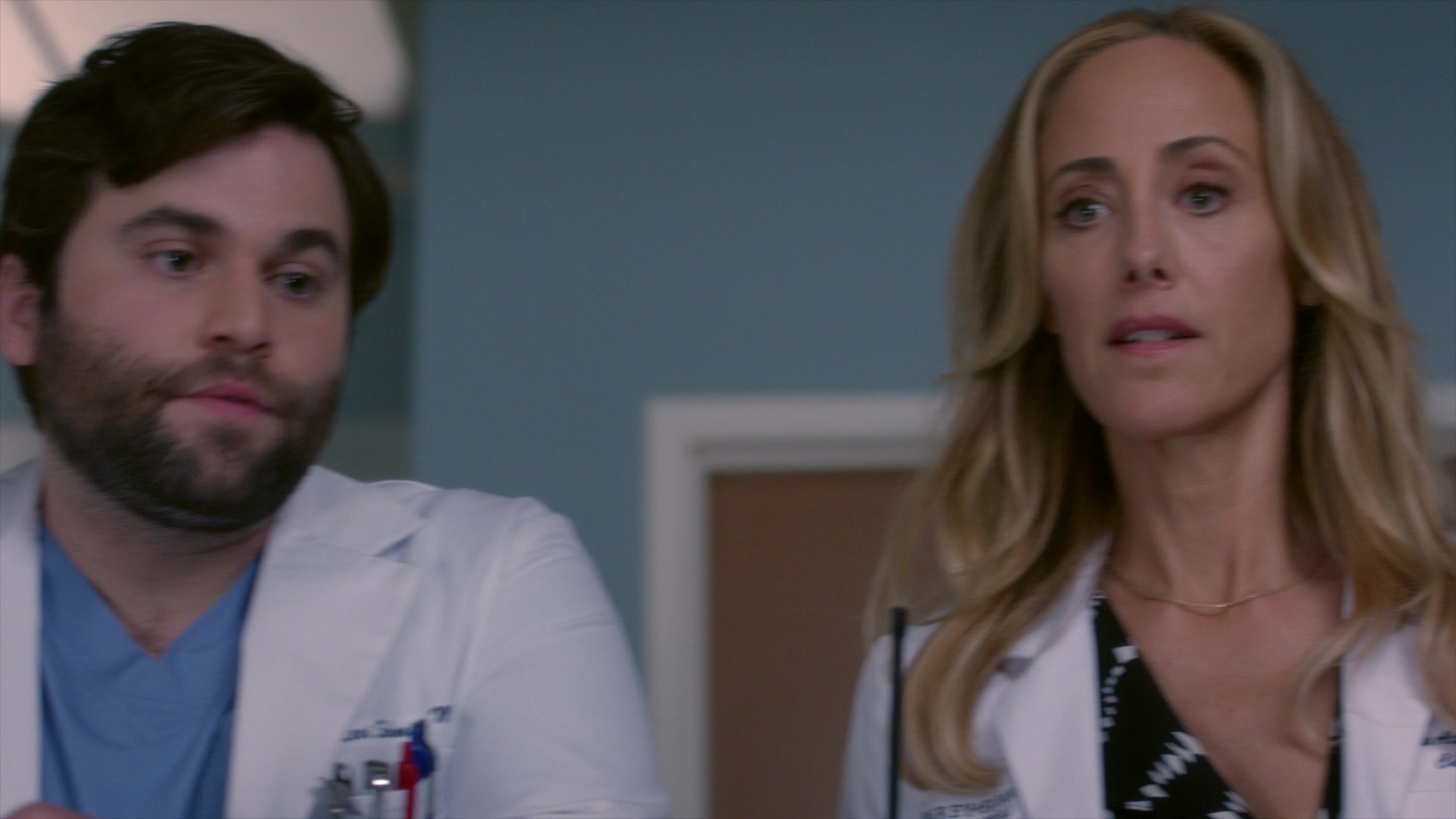 Greys_Anatomy_S19E11_1375.jpg
