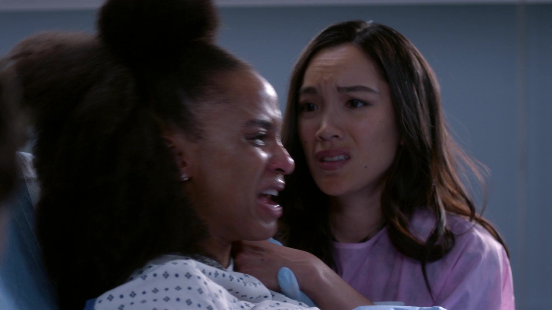 Greys_Anatomy_S19E11_1428.jpg