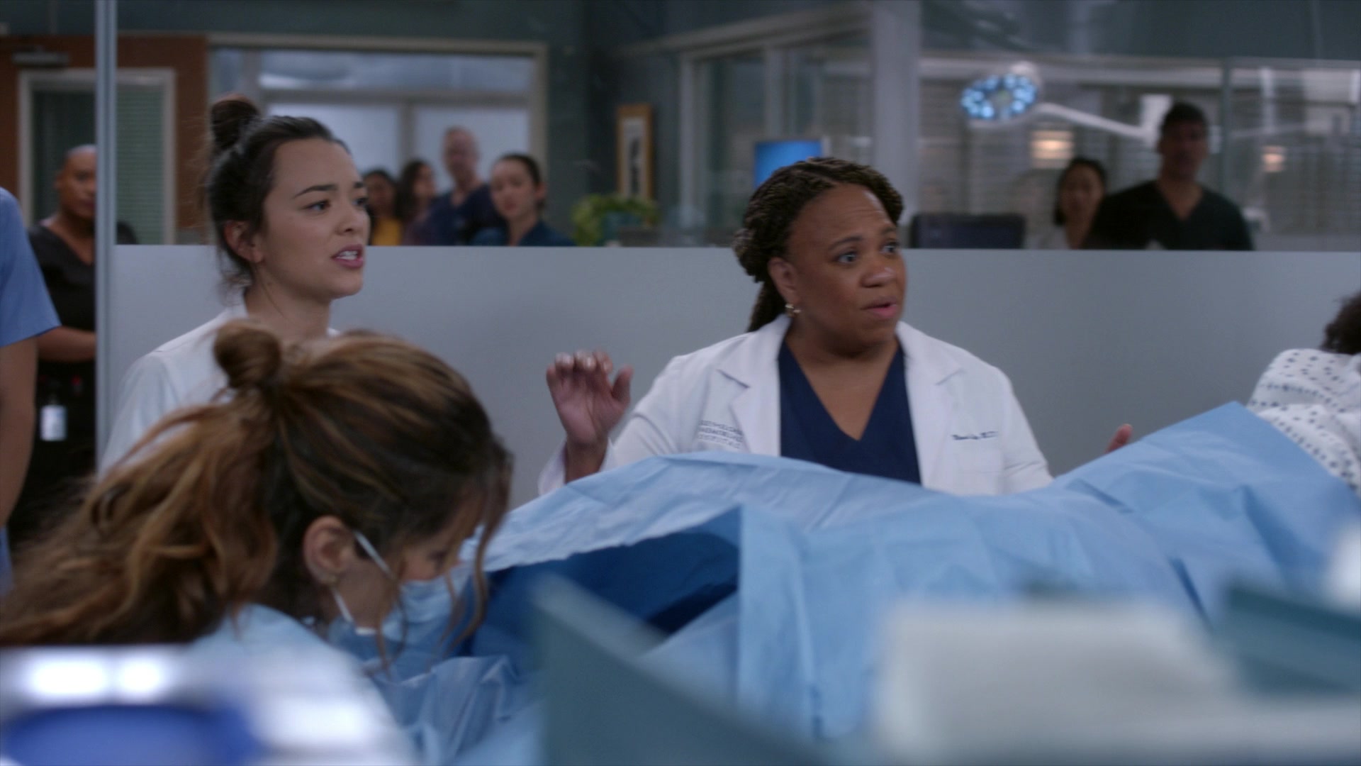 Greys_Anatomy_S19E11_1471.jpg
