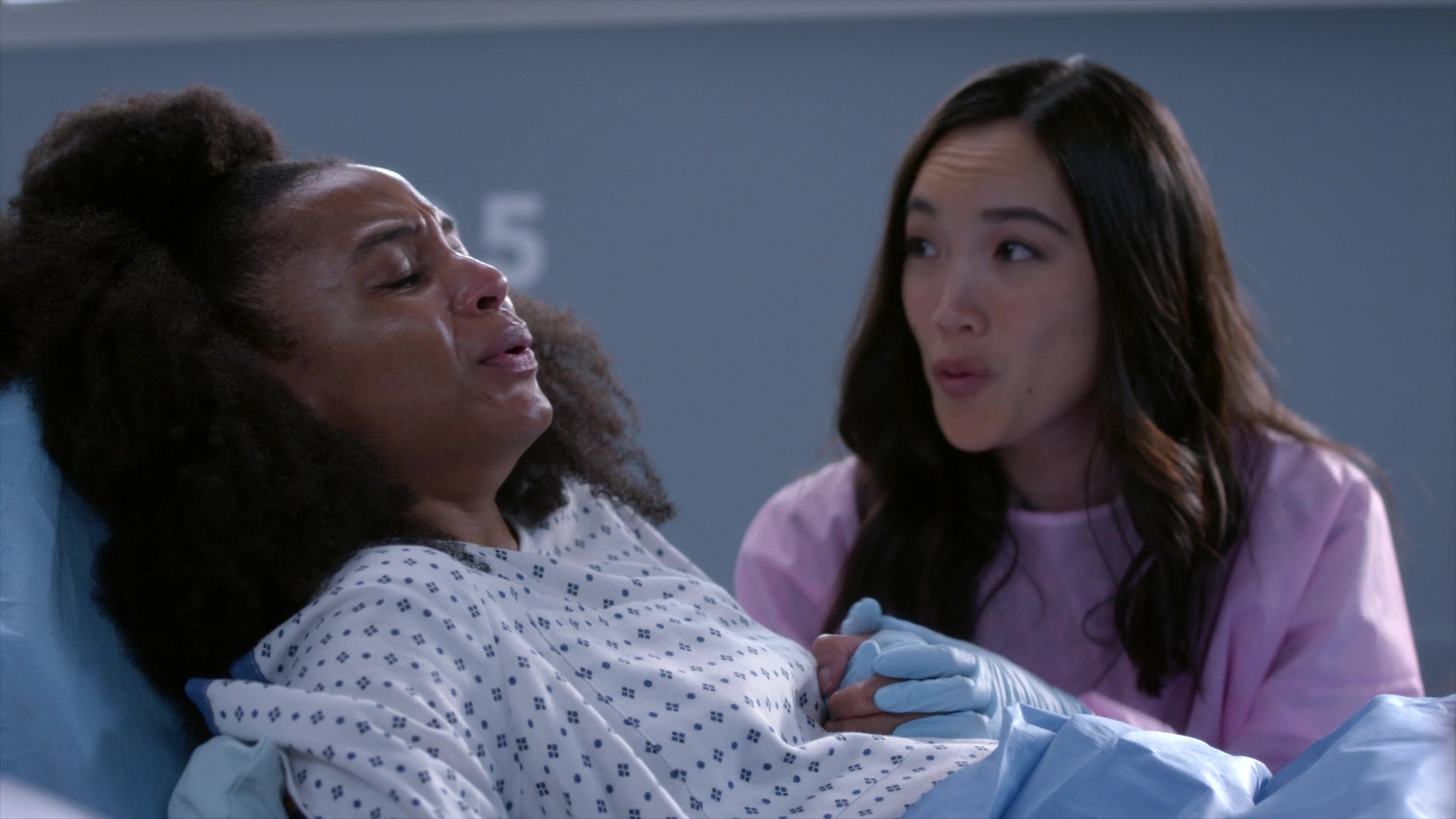 Greys_Anatomy_S19E11_1476.jpg