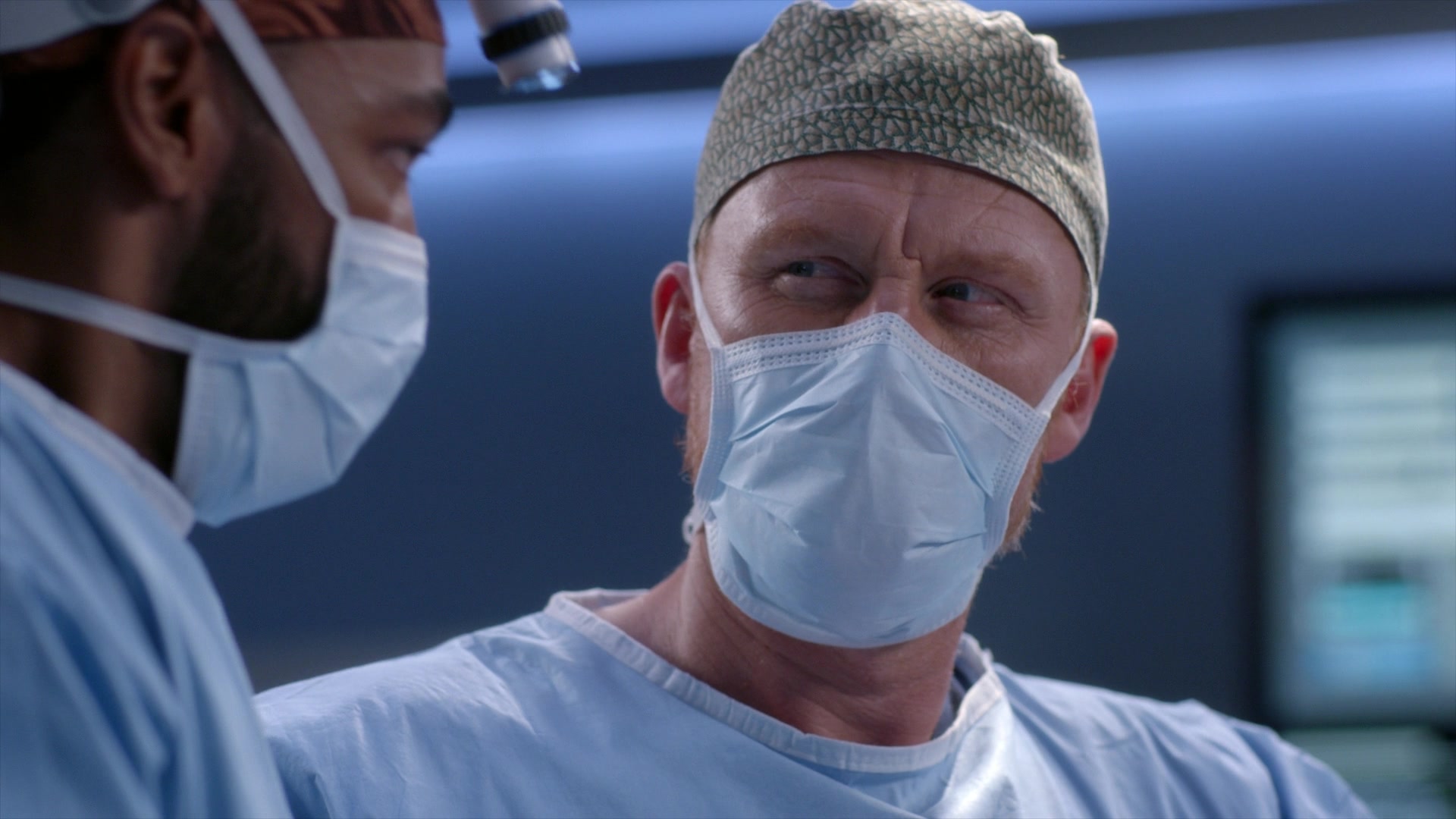 Greys_Anatomy_S19E11_1613.jpg