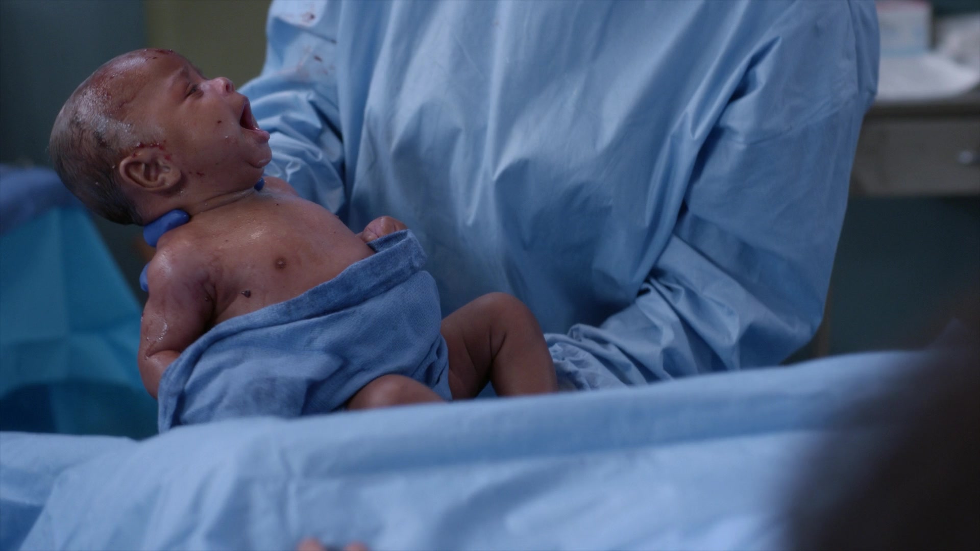 Greys_Anatomy_S19E11_1643.jpg