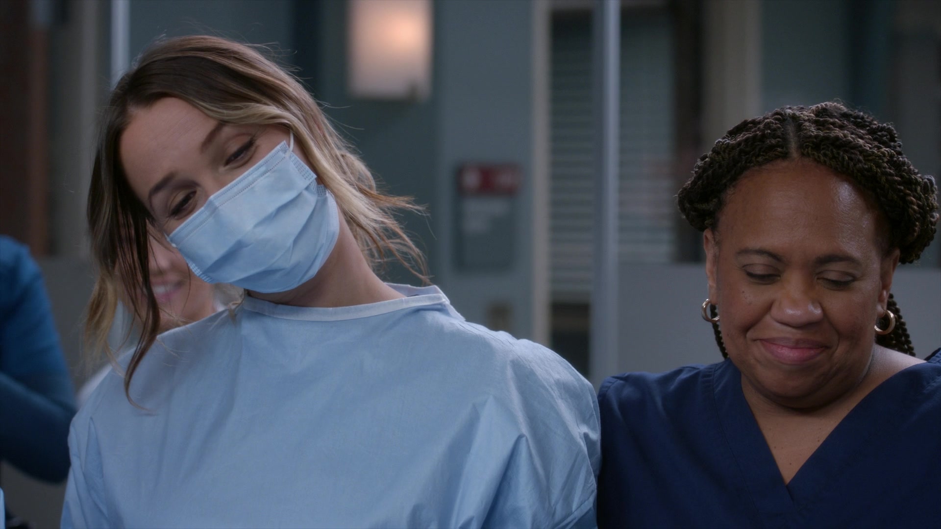 Greys_Anatomy_S19E11_1665.jpg