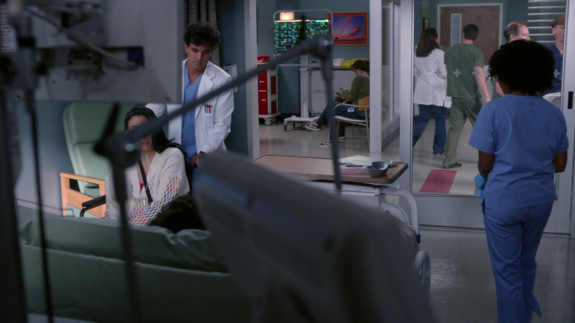 Greys_Anatomy_S19E11_1685.jpg