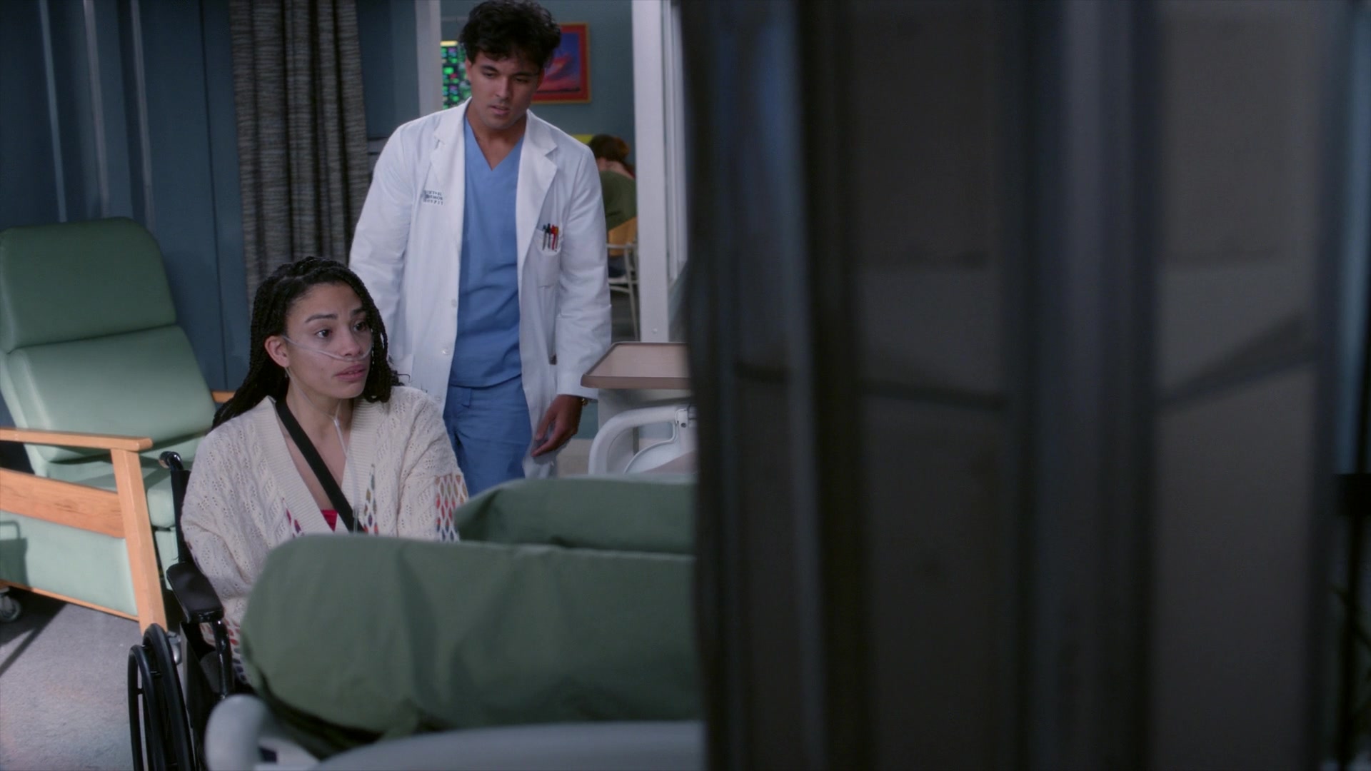 Greys_Anatomy_S19E11_1688.jpg