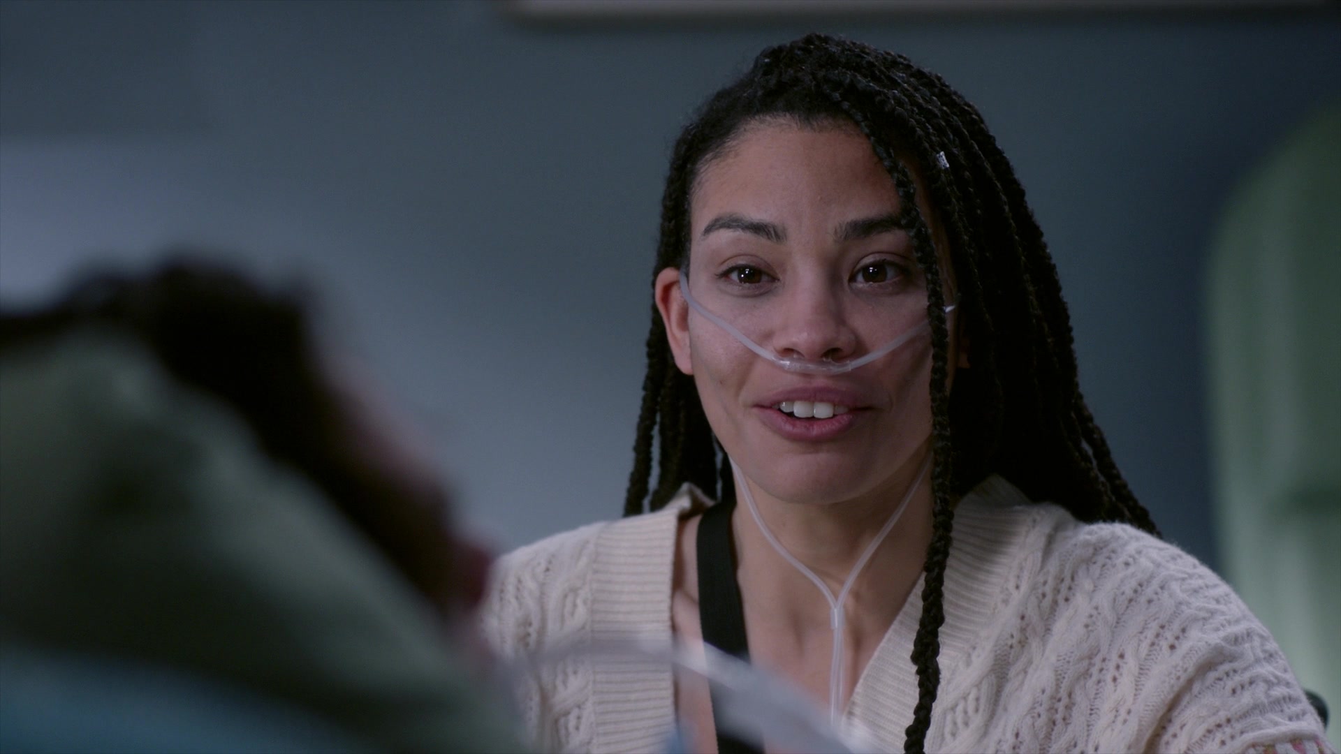 Greys_Anatomy_S19E11_1713.jpg