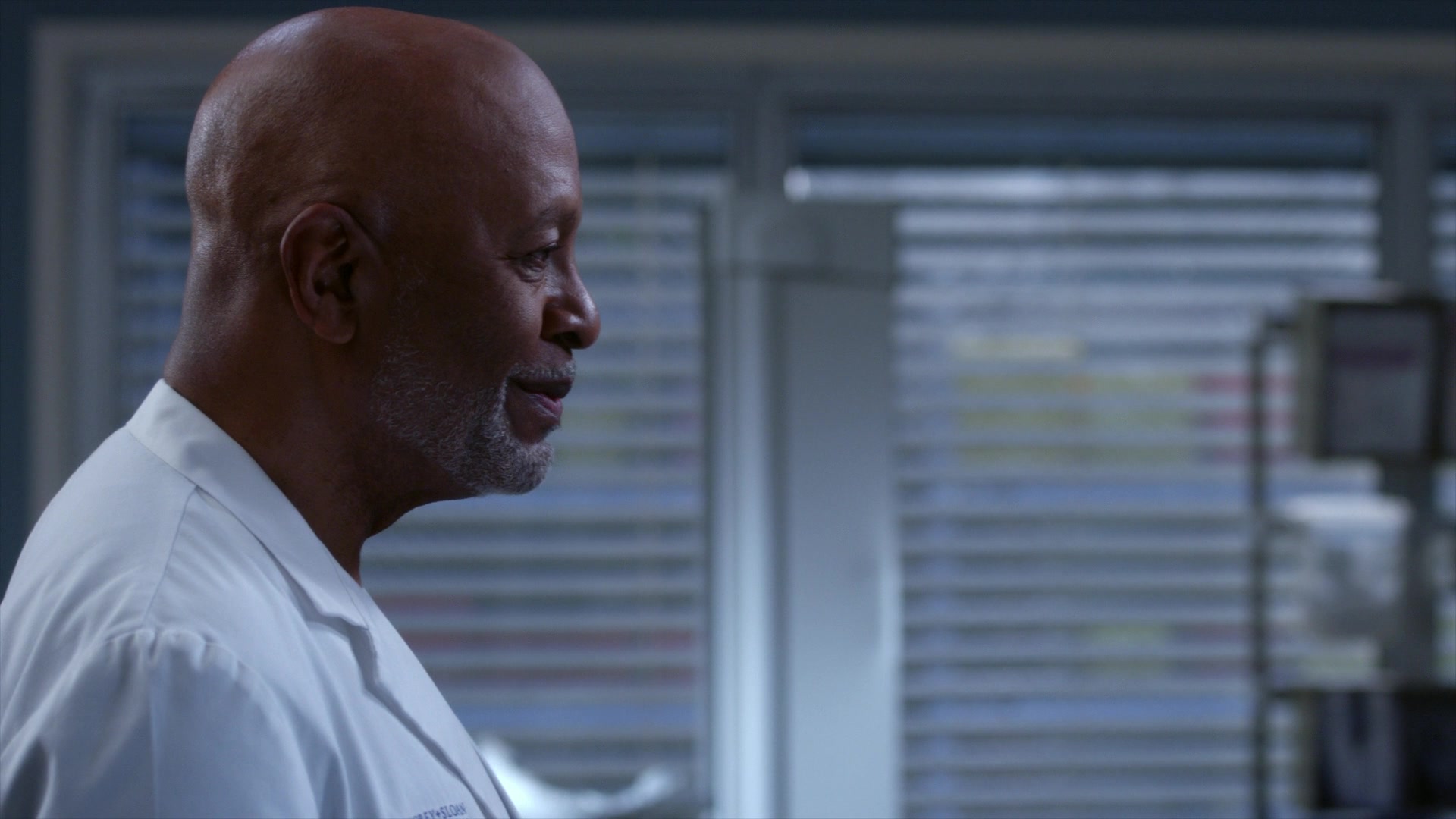 Greys_Anatomy_S19E11_1755.jpg