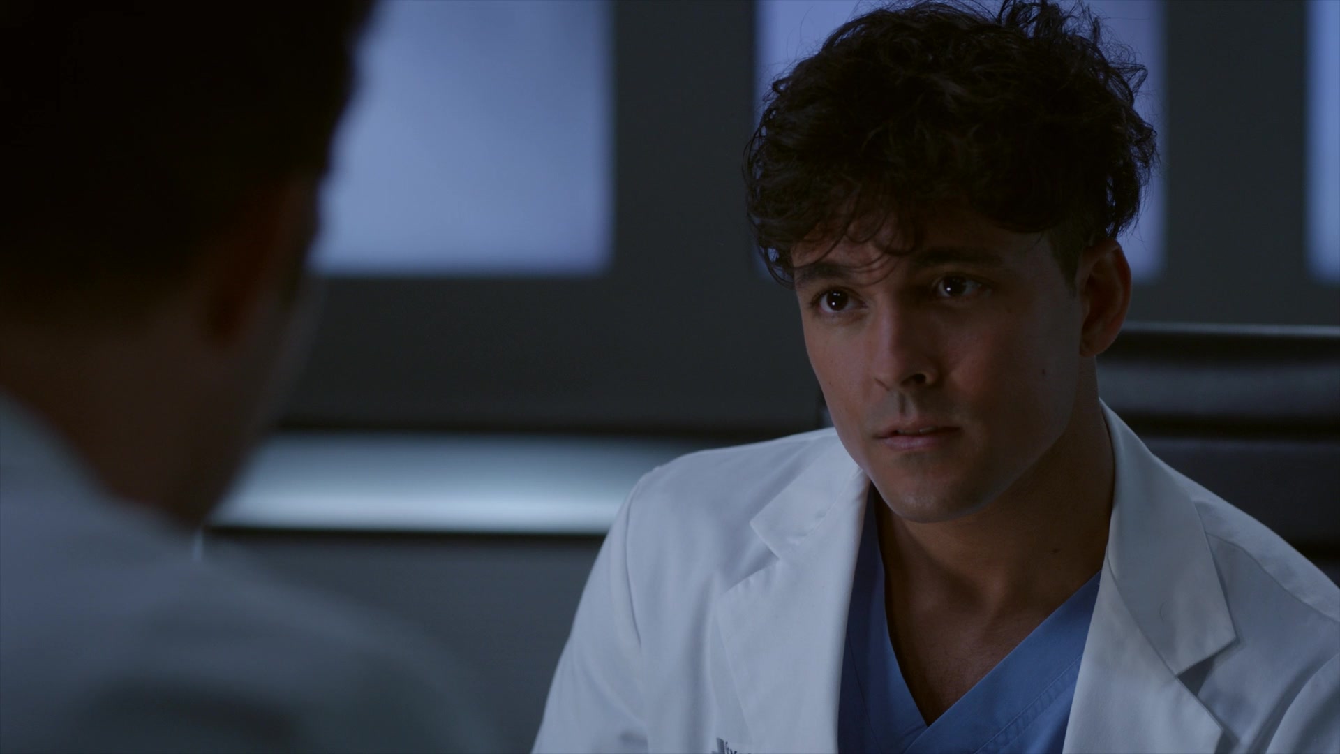 Greys_Anatomy_S19E11_1879.jpg