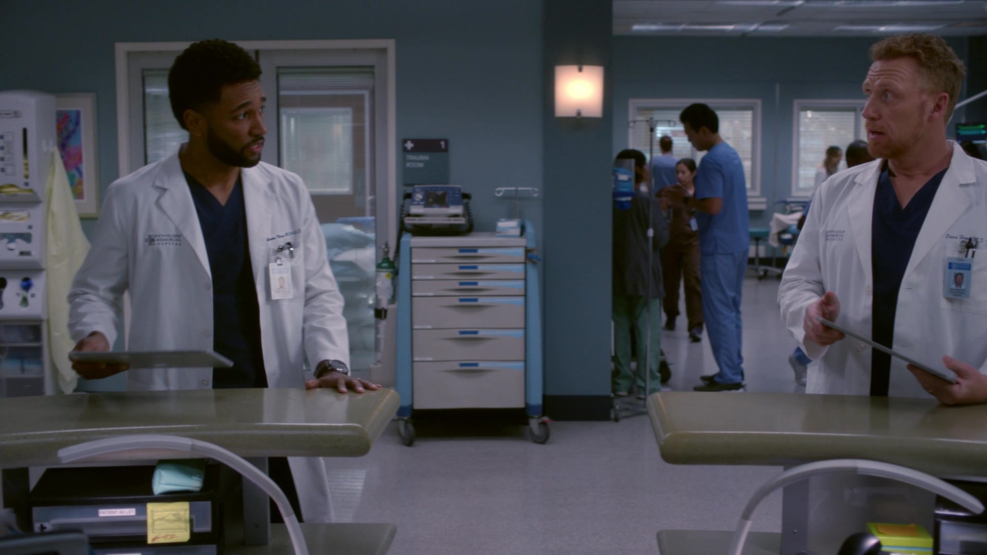 Greys_Anatomy_S19E11_1932.jpg