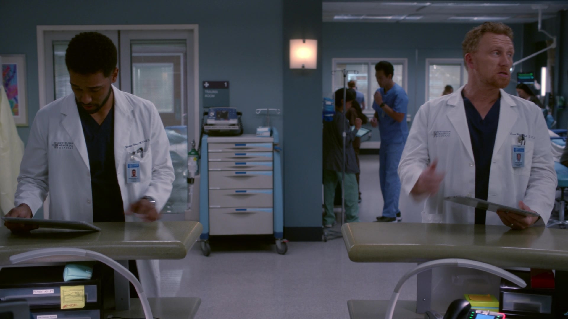 Greys_Anatomy_S19E11_1933.jpg