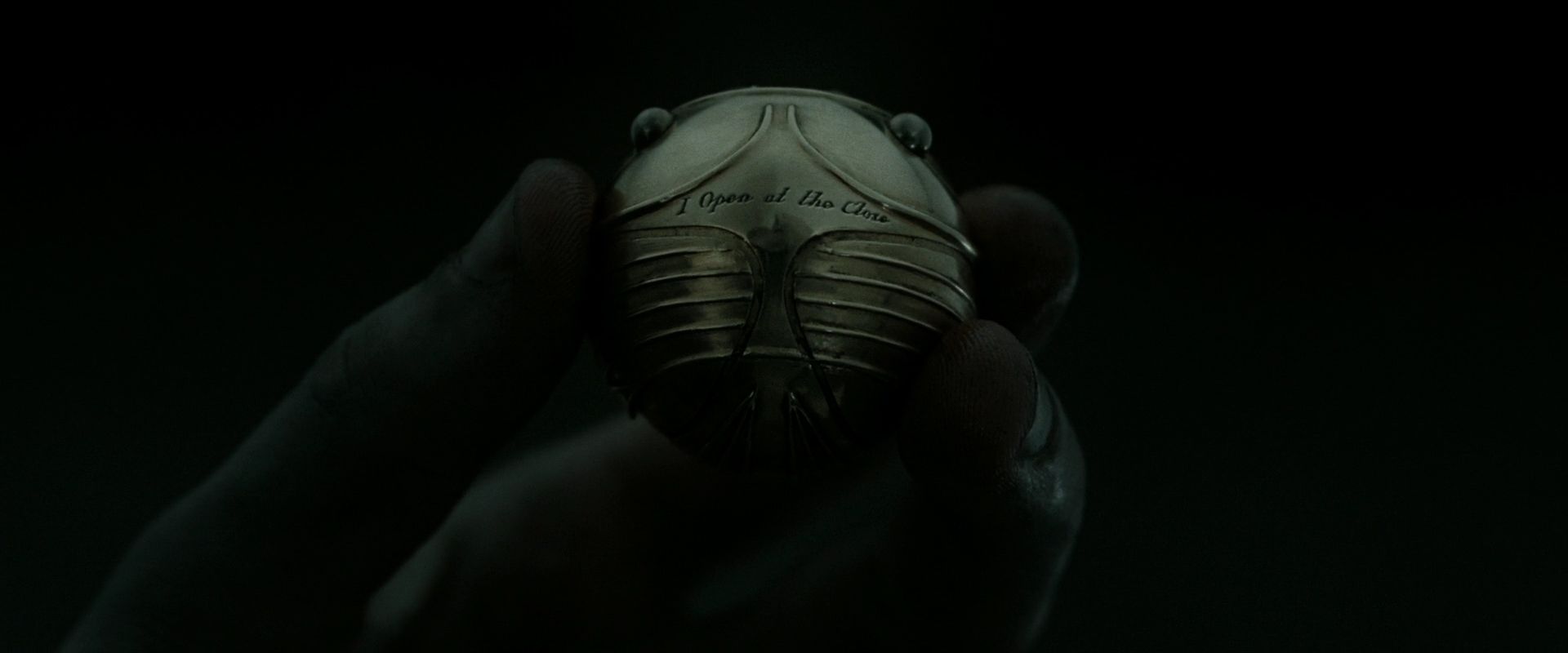 под самый конец. эпоха возрождения мнмы. под самый конец. спасибо за внимание для презентации. уходящий вдаль.