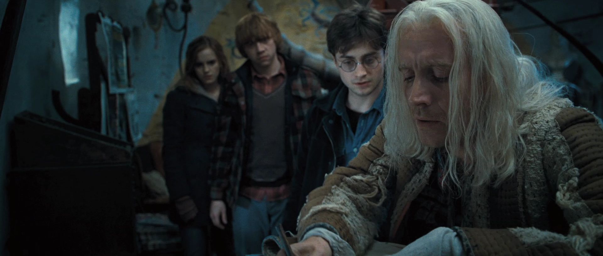 HP7ClipDeathlyHallows0039.jpg