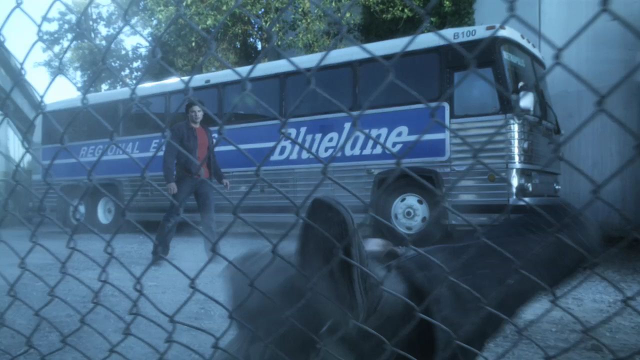 1002Smallville1027.jpg