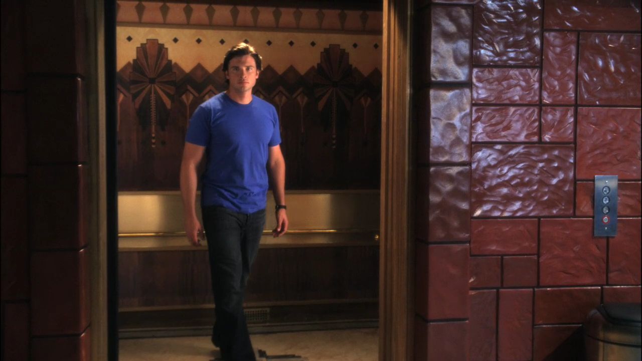 1004Smallville1200.jpg