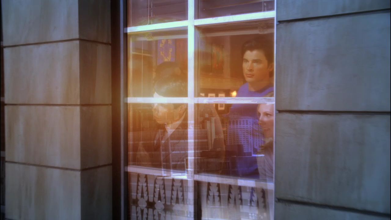 1004Smallville1210.jpg