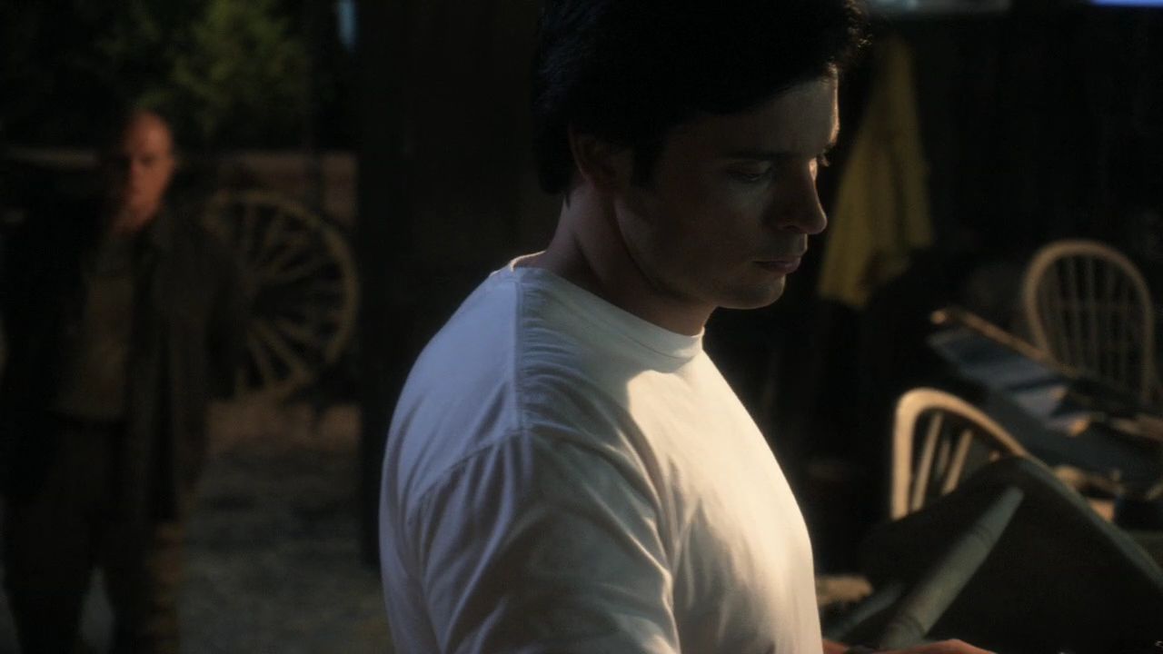 1007Smallville1530.jpg
