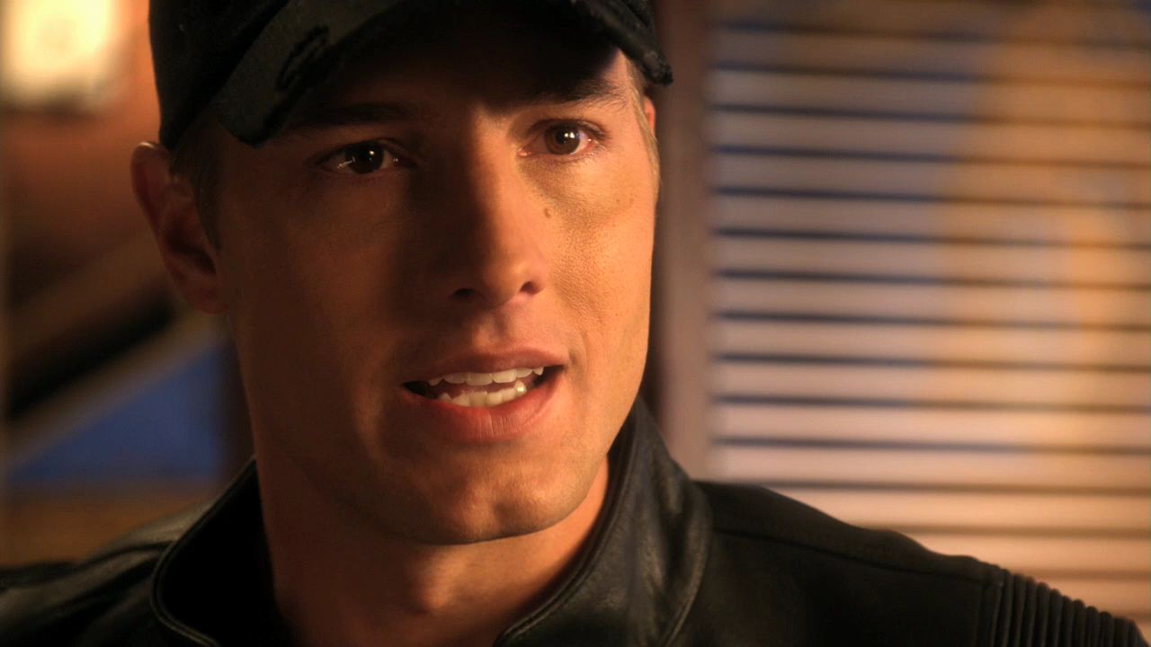 1009Smallville0205.jpg