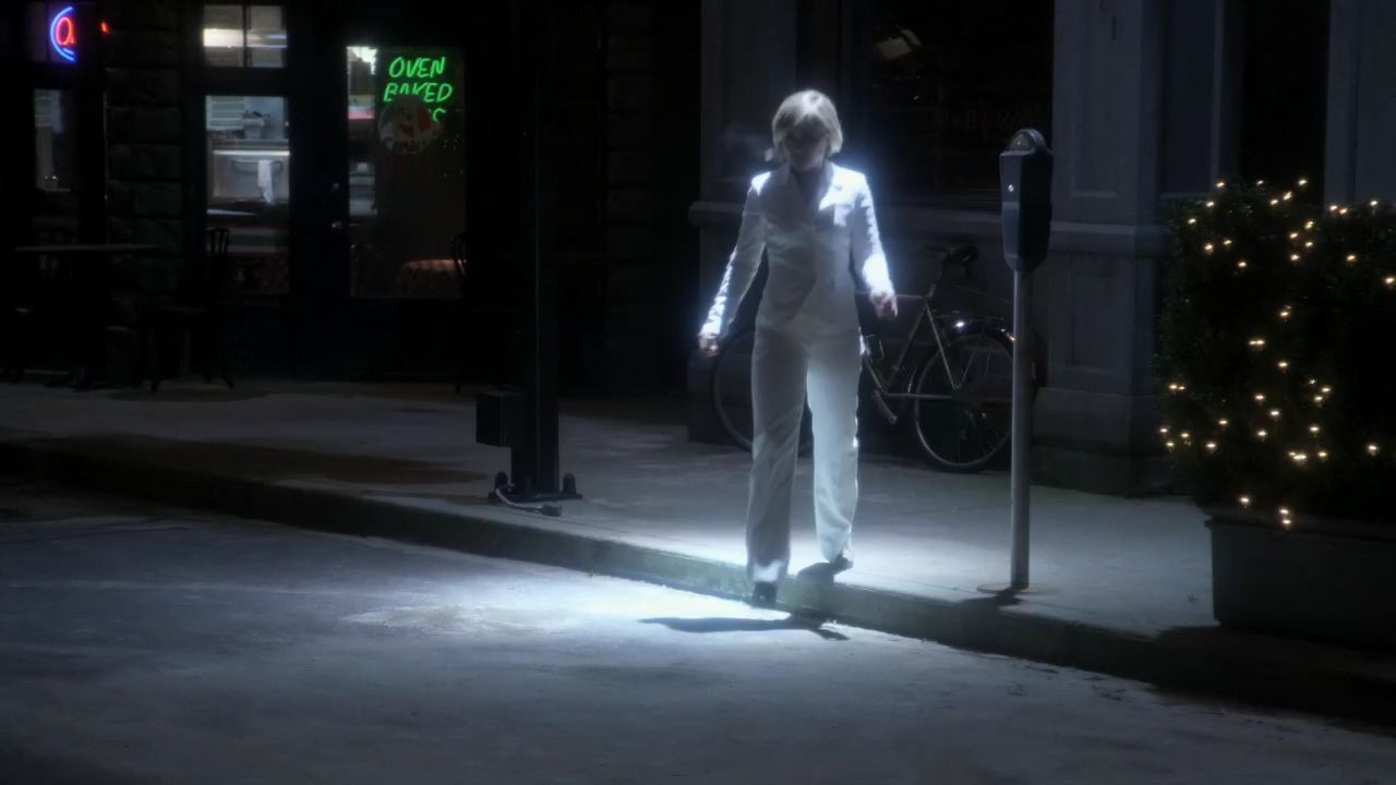 1012Smallville1060.jpg