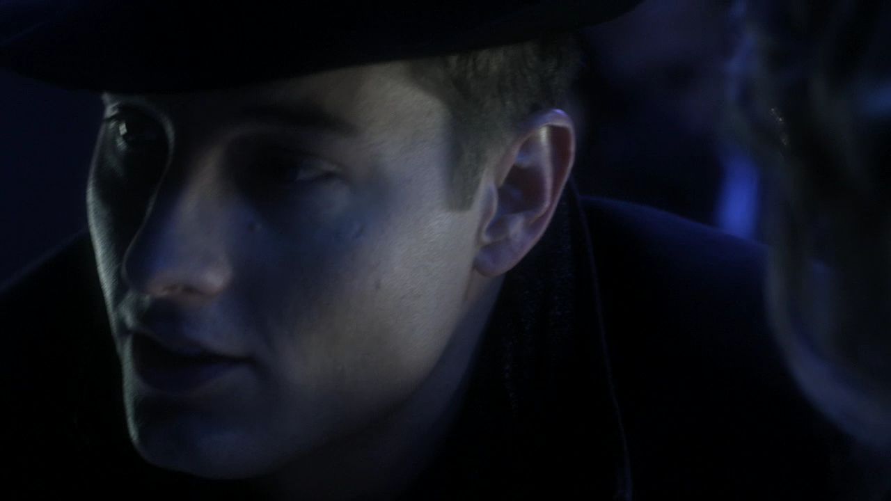 1014Smallville0217.jpg