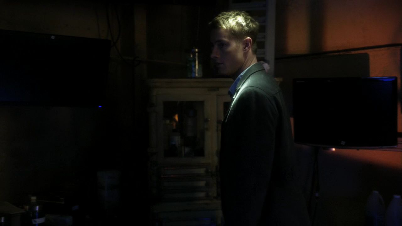 1014Smallville1624.jpg