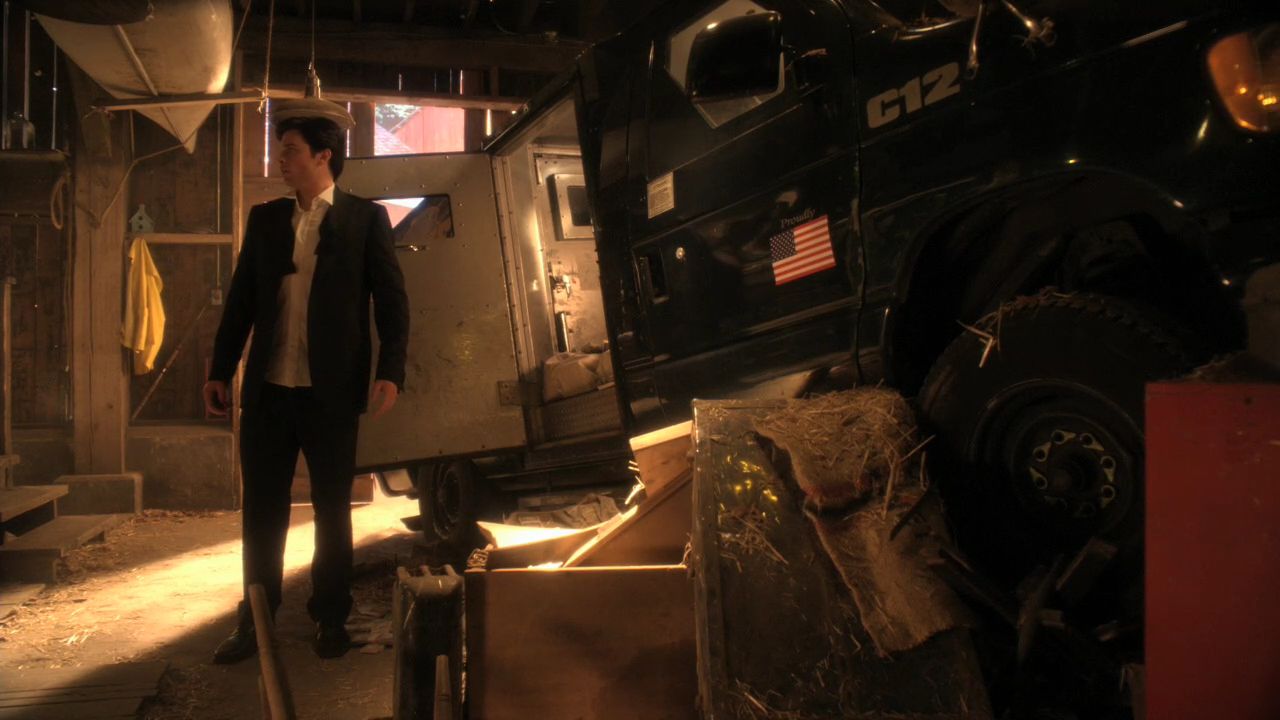 1015Smallville0670.jpg