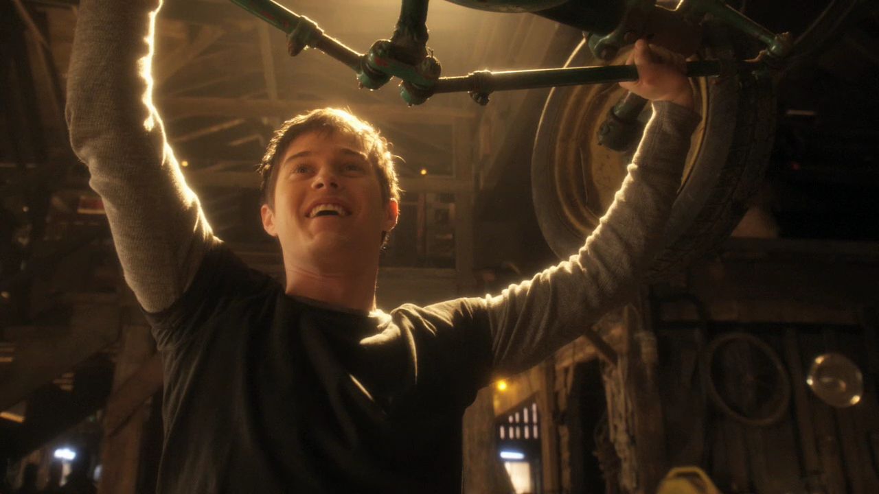 1016Smallville0103.jpg