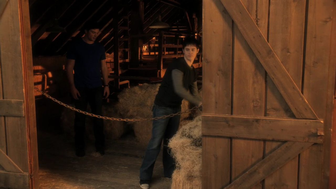 1016Smallville0208.jpg