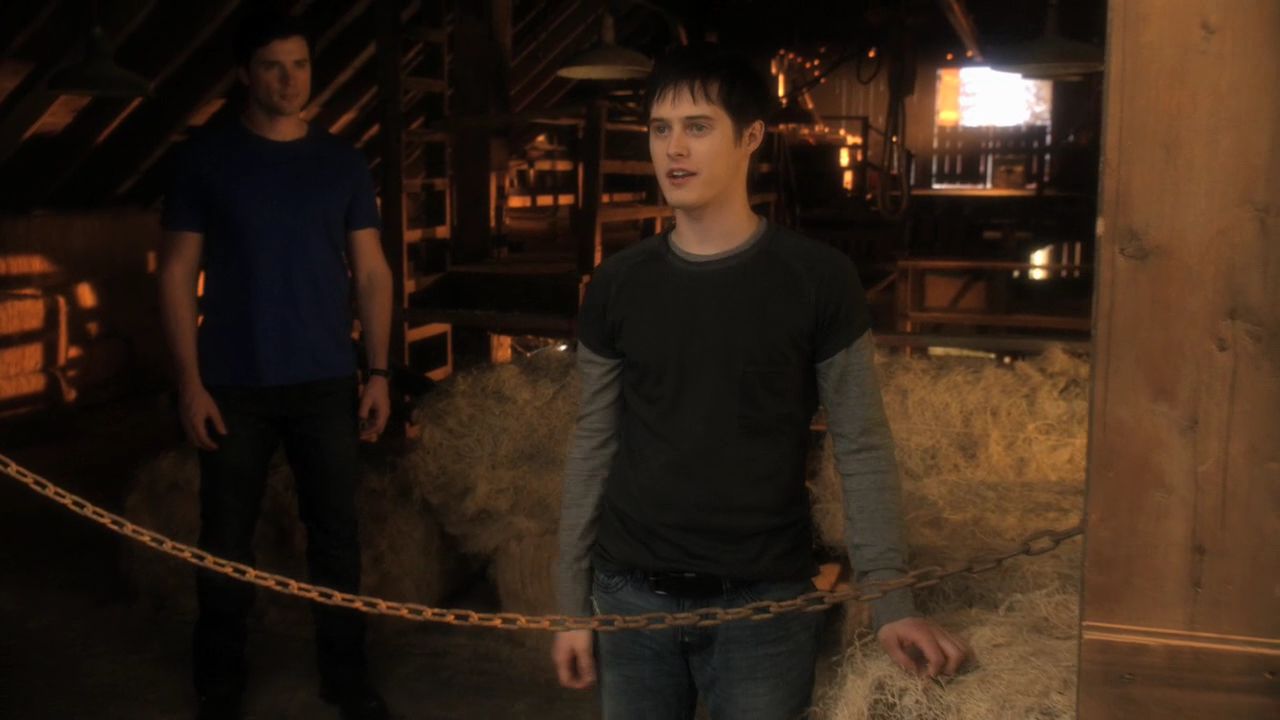 1016Smallville0211.jpg