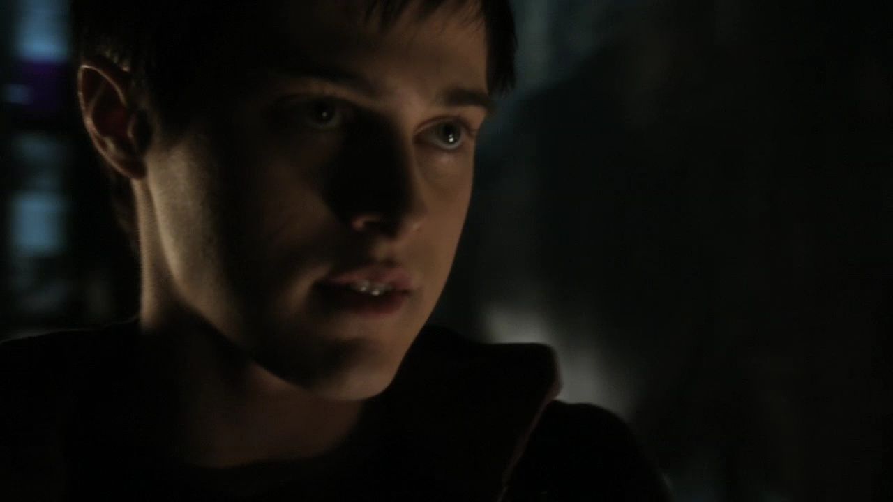 1016Smallville1095.jpg