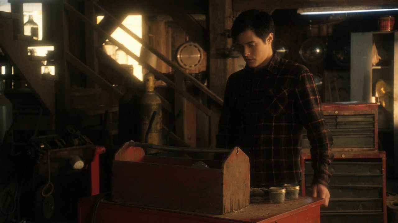 1016Smallville1406.jpg